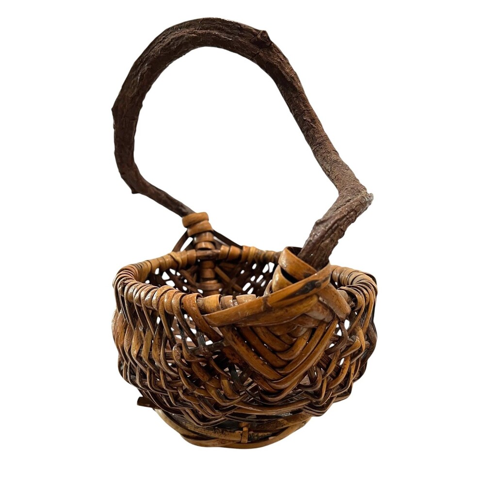 Rustic Woven Basket Grapevine or Root Handle Oval Asymmetrical Primative - Picture 3 of 8
